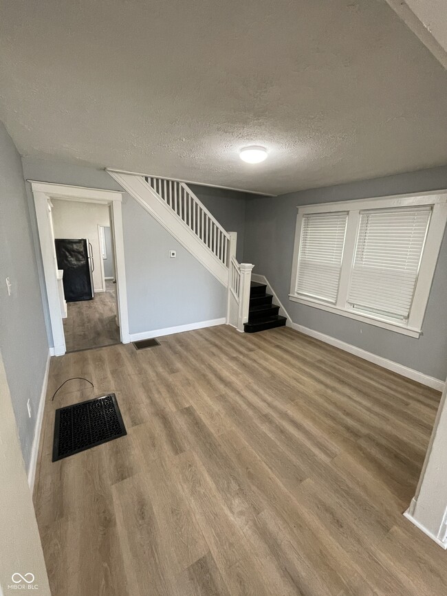 Photo - 12 N Randolph St