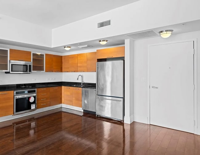 Photo - 3470 E Coast Ave Unidad H2406