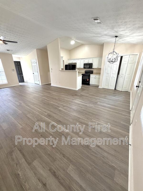 Photo - 3335 Crestview Ct