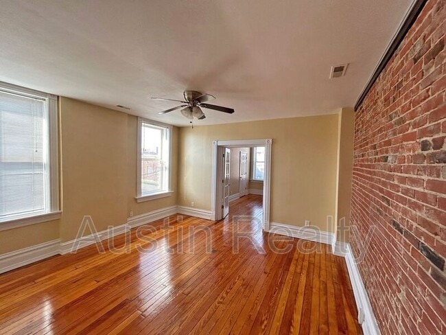 Photo - 4658-4660 Tyrolean Ave Unit Apt 2F