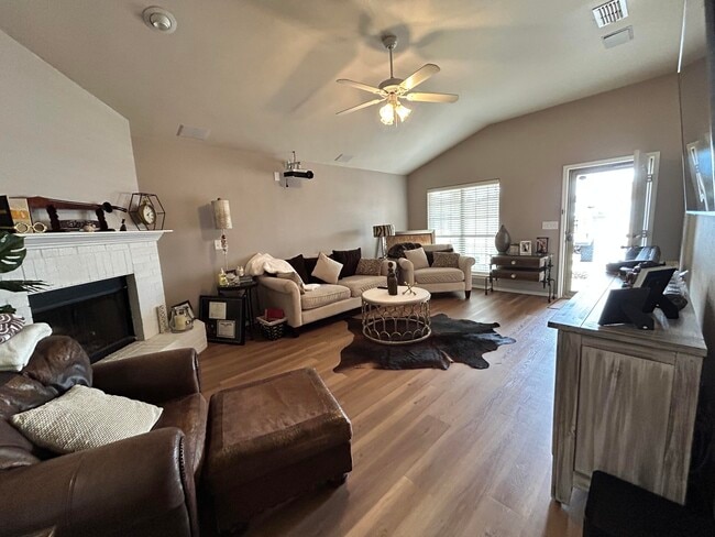 Photo - 9305 Quitman Ave