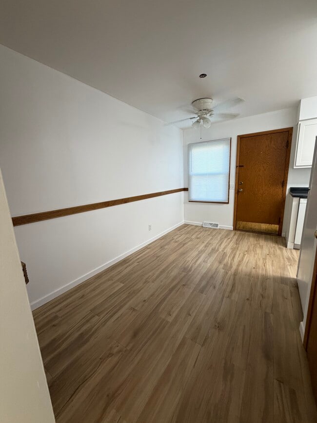Photo - 4314 Lumley Rd