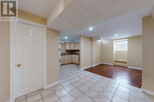 Photo - 50 Pergola Way