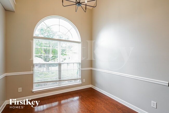 Photo - 3200 Hidden Creek Dr