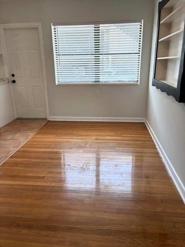 Photo - 130 S Lakeside Dr Unit 1