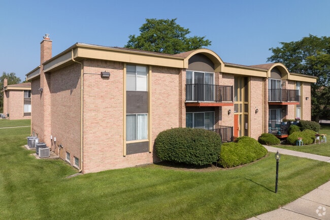 Building Photo - Cranbrook Centre - Southfield, MI