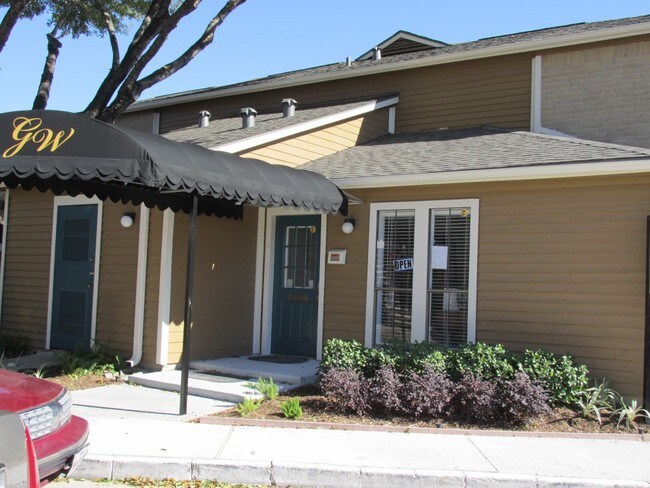 Oficina - Glenwood Apartment Homes