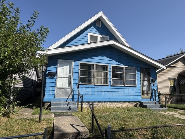 Building Photo - 1721 Laurel St Rental