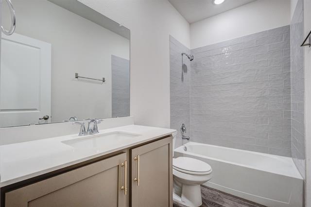 Photo - 11120 Canyon Oak St