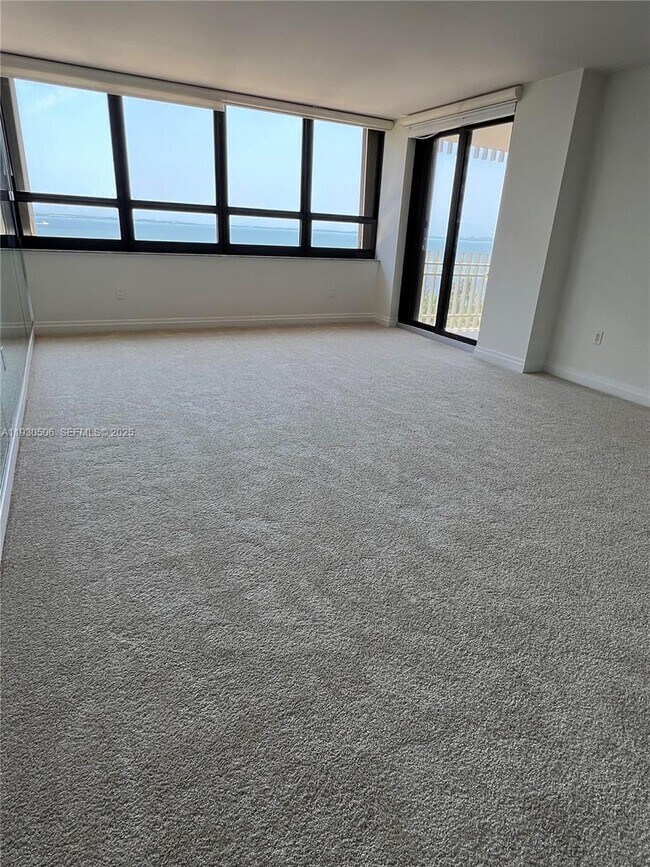 Photo - 2 Grove Isle Dr Unit B703