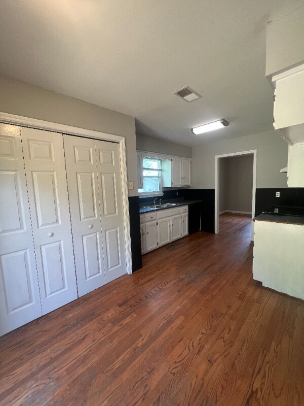 213 S Pleasant Hill Dr