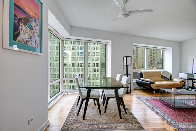 Photo - 57 E Delaware Pl Unit 1506