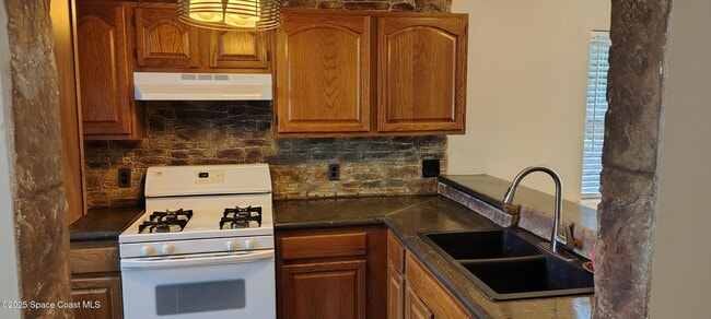 Photo - 2326 Talmadge Dr