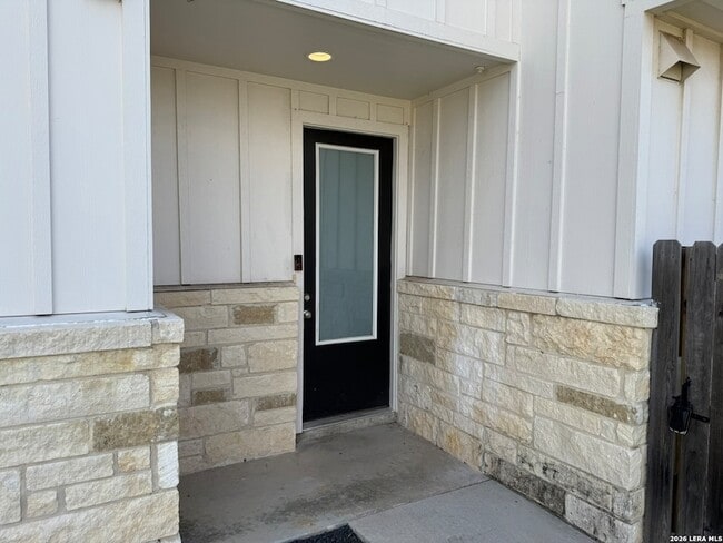 Photo - 231 Sapphire Dr