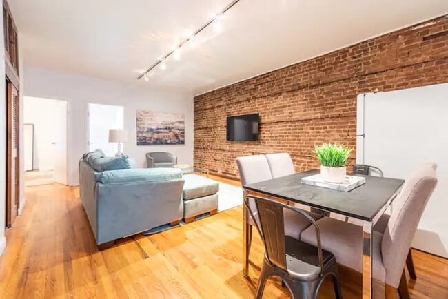 Photo - 451 9th Ave Unidad ID1323970P