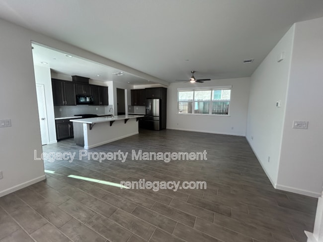 1105 Hiramatsu Ln