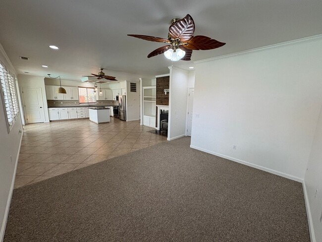 Photo - 5928 W Whitley Ave