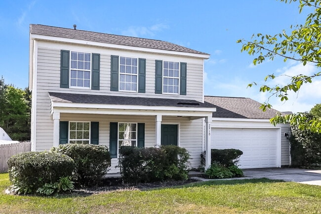 Photo - 2910 Rockingham Ct SW