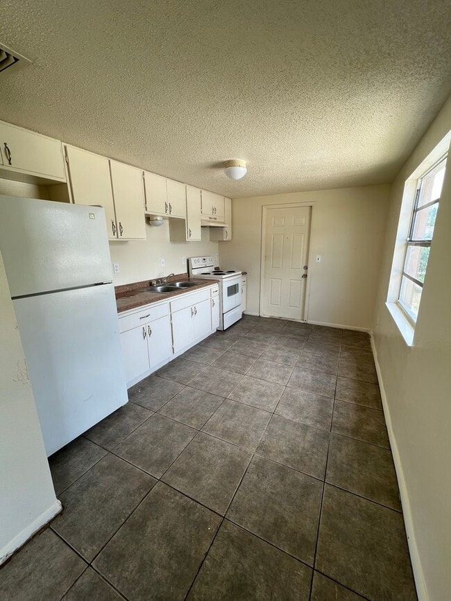 Photo - 2 bedroom 1 bath