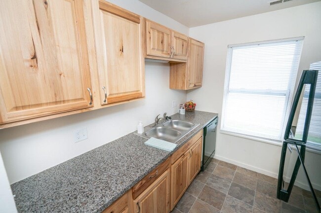 Photo - Bridge Street North