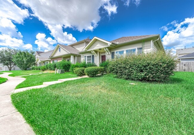 Photo - 6162 Settlers Lake Cir E