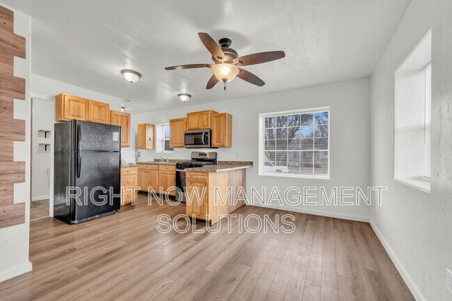 Photo - 202 S Middleton Rd