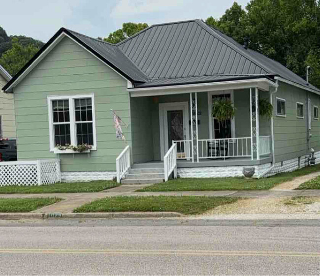 Photo - 1029 N 5th St House