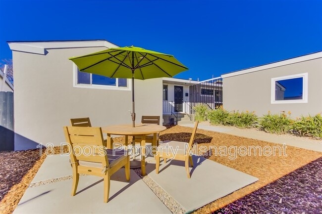 Photo - 5318 Saxon St