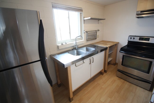 Photo - 2860 W 32nd Ave