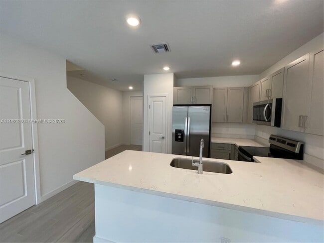 Photo - 188 SE 5th Ct