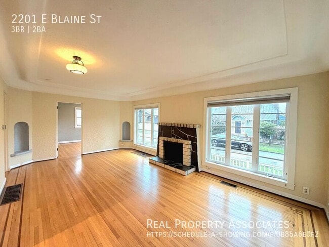 Photo - 2201 E Blaine St