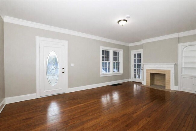 Photo - 1441 Blvd Lorraine SW