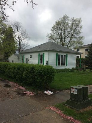 Photo - 2103 Olive St