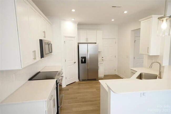 Photo - Room in Townhome on Lani Dr