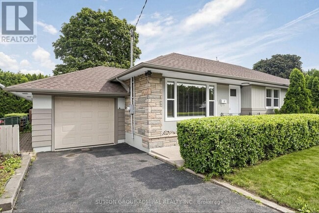 Photo - 27 Patricia Dr