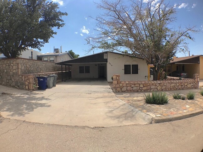 Building Photo - 2418 Pittsburg Ave Unit B