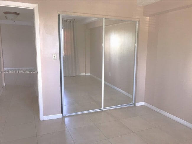 Photo - 250 181 Dr Unit 108