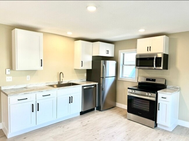 Photo - 21 Camp St Unit 3