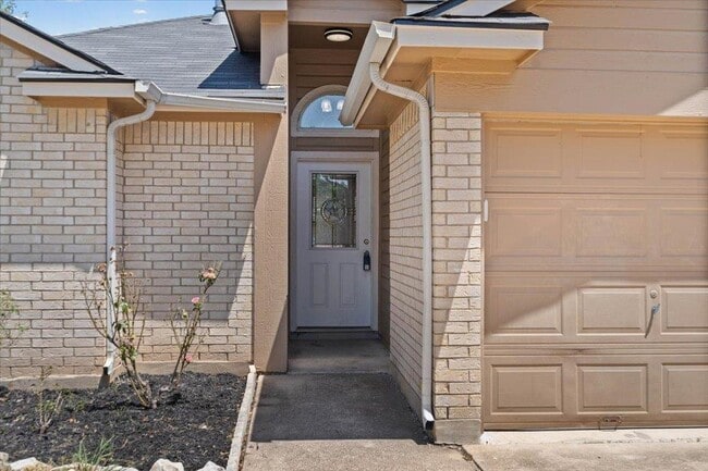 1104 Winecup Ct