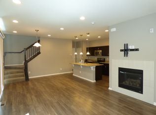 Photo - Modern & Convenient 3BR/3BA Home! AVAIL 07/15