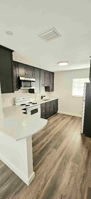 Photo - 765 W 7th St Unidad 3