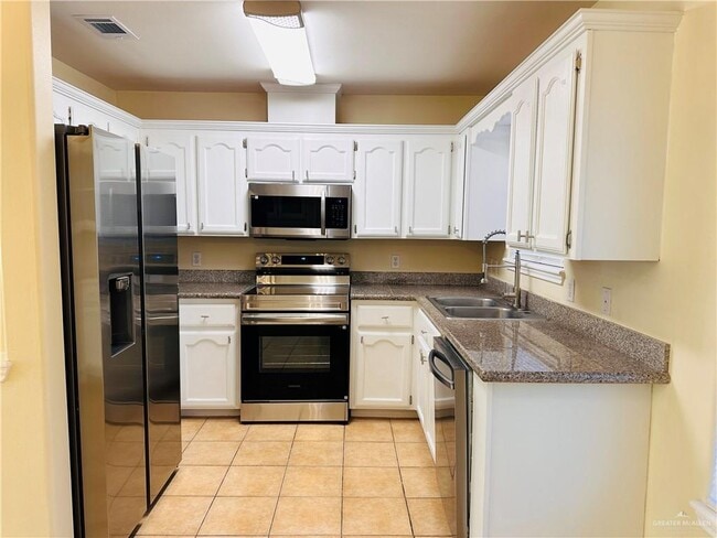 Photo - 13 West Dr Apartamento Unidad 3