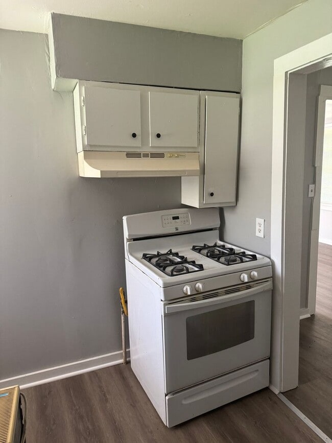 Photo - Affordable 1 bedroom 1 bath home