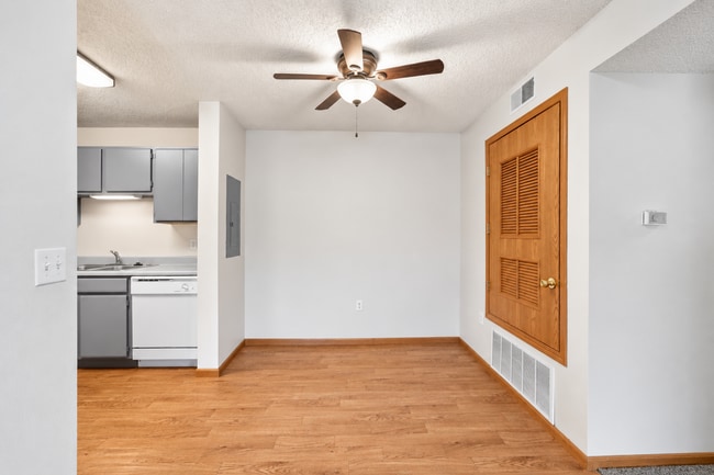 Pineview Place Apartments
