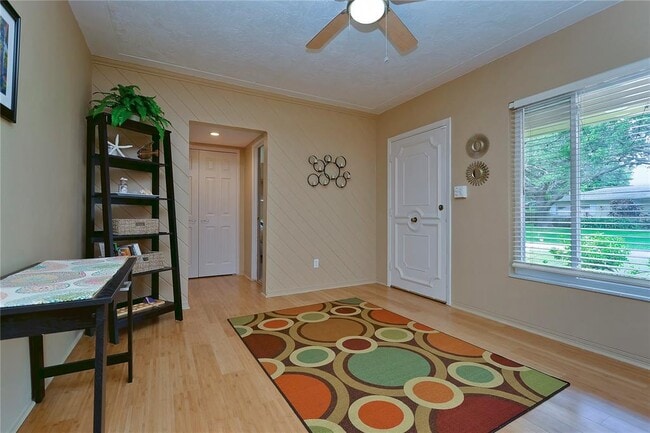 Photo - 5850 24th Ave S