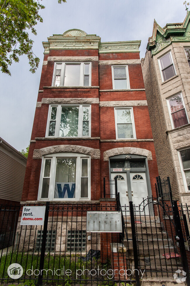 Building Photo - 1310 N Artesian Ave Unit 2F Rental