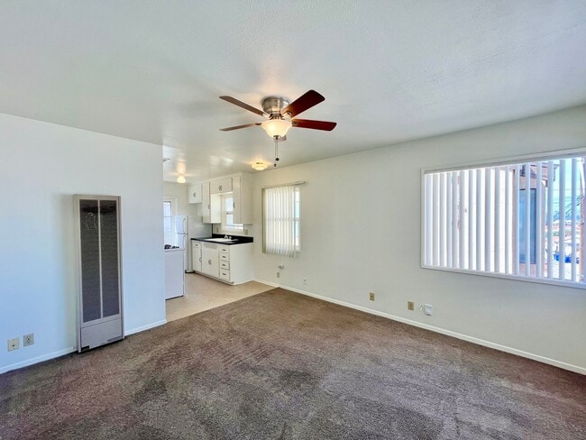 Photo - 4626-4630 Newport Ave Unidad 4630