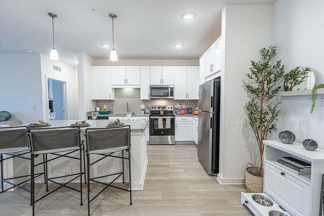 Avion Apartments