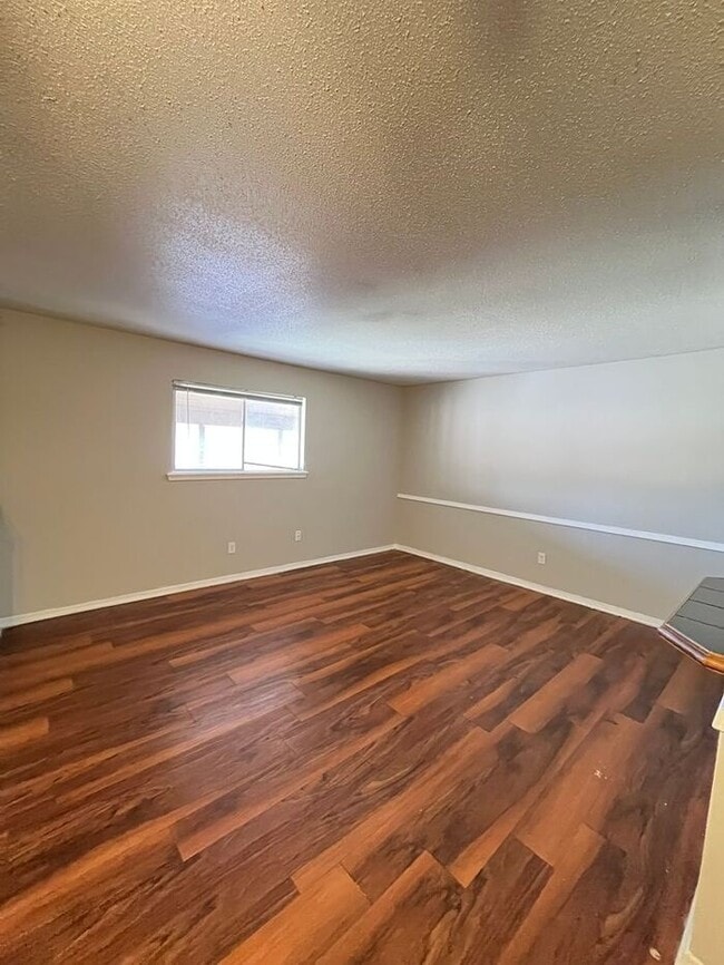 Photo - 1 Bed 1 Bath Apt NW OKC