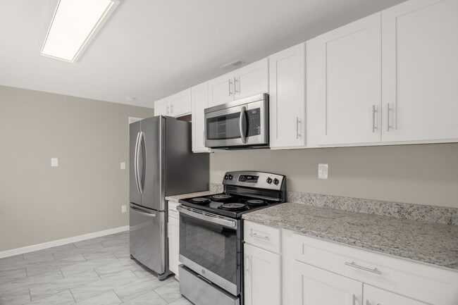 Building Photo - 2510 Harley Dr Rental